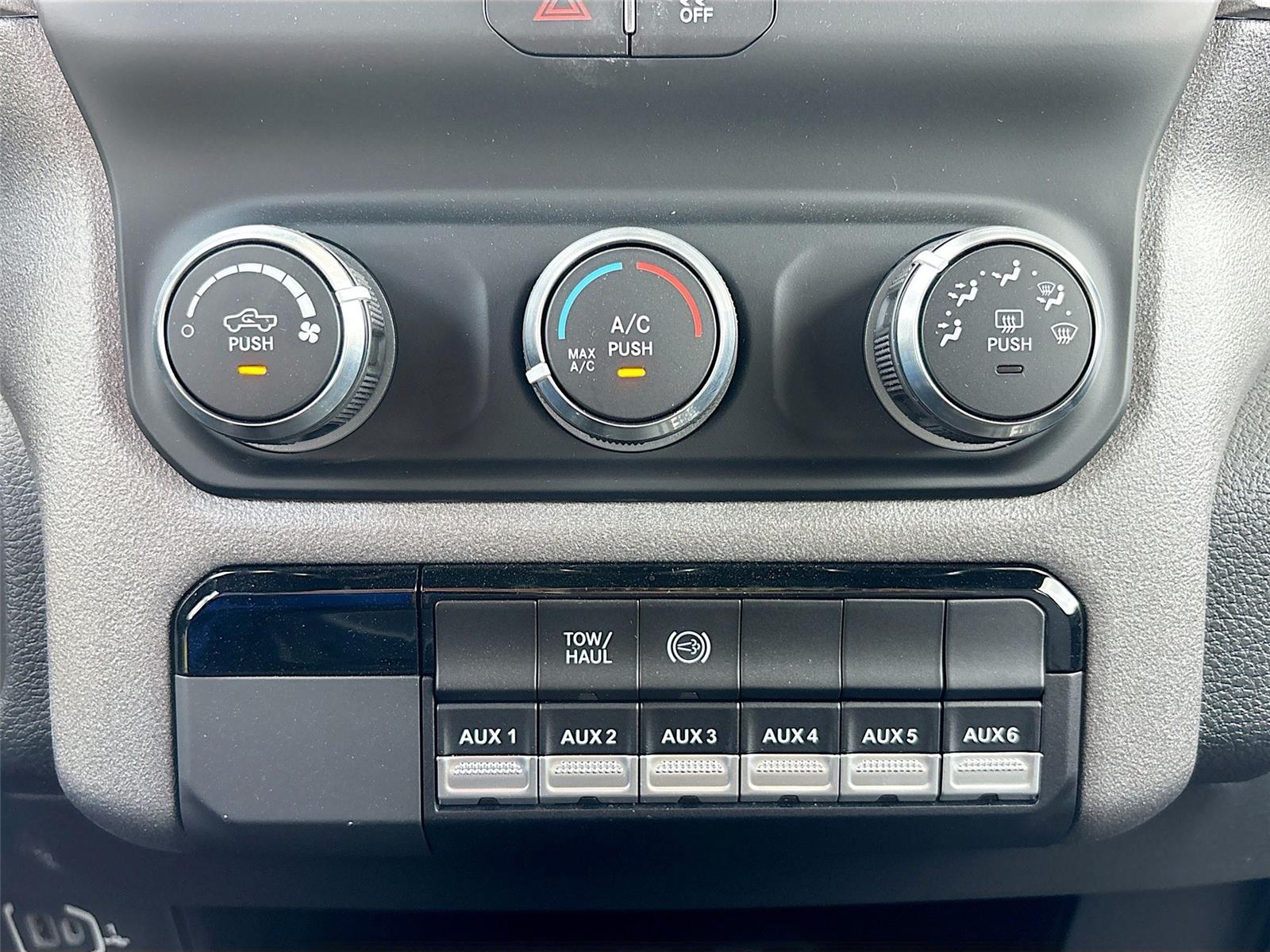 2024 Ram 3500 Chassis Cab Tradesman