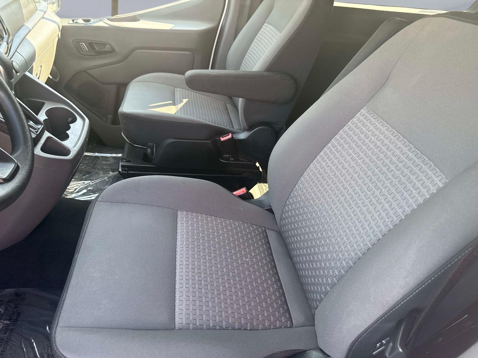 2023 Ford Transit 350 XLT