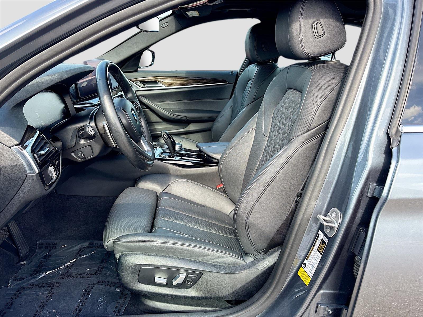 2022 BMW 5 Series 530i