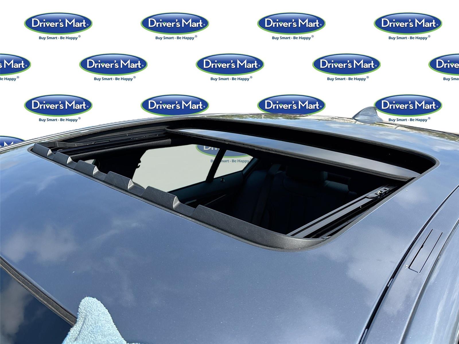 2022 BMW 5 Series 530i