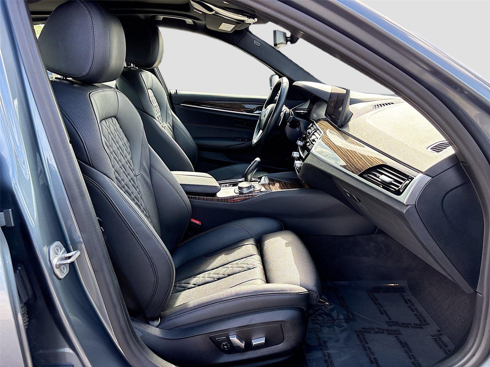 2022 BMW 5 Series 530i