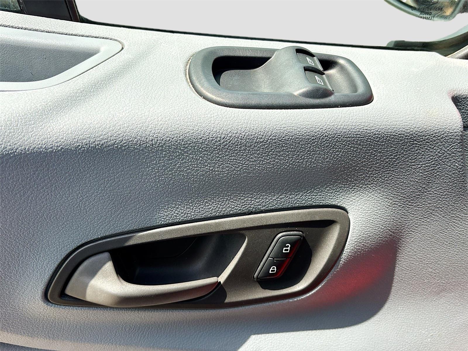 2019 Ford Transit Passenger Wagon XL