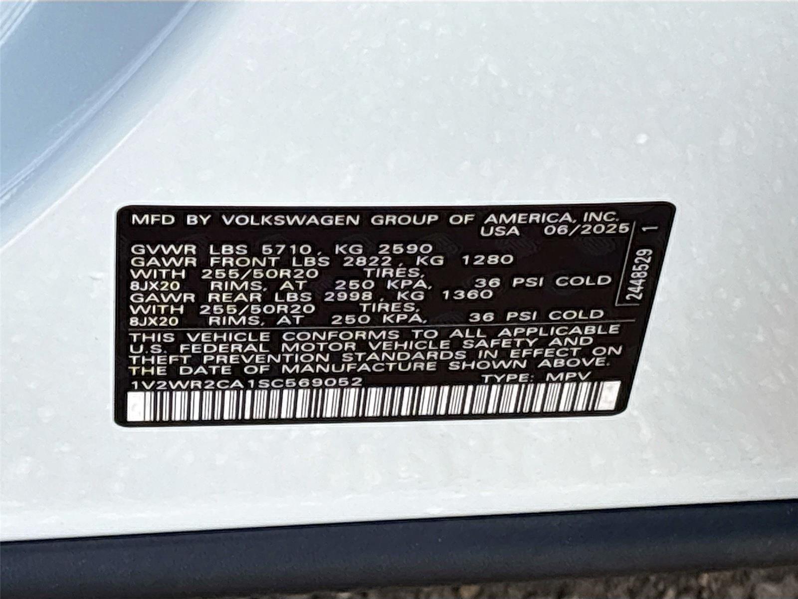 2025 Volkswagen Atlas 2.0T SE w/Technology