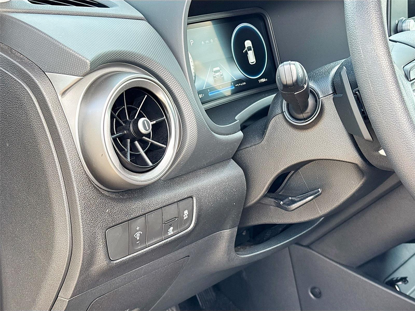 2023 Hyundai Kona Electric SE