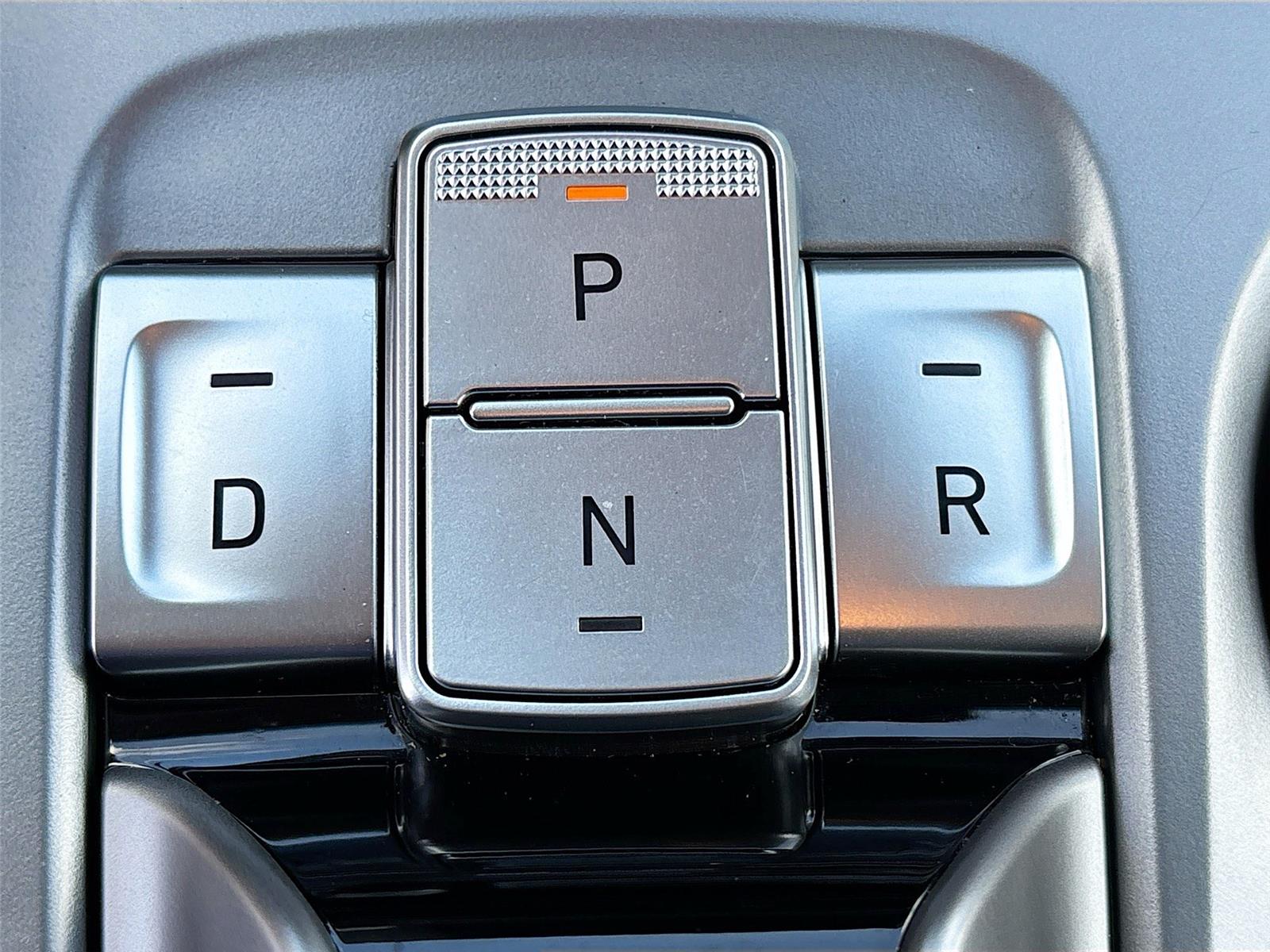 2023 Hyundai Kona Electric SE