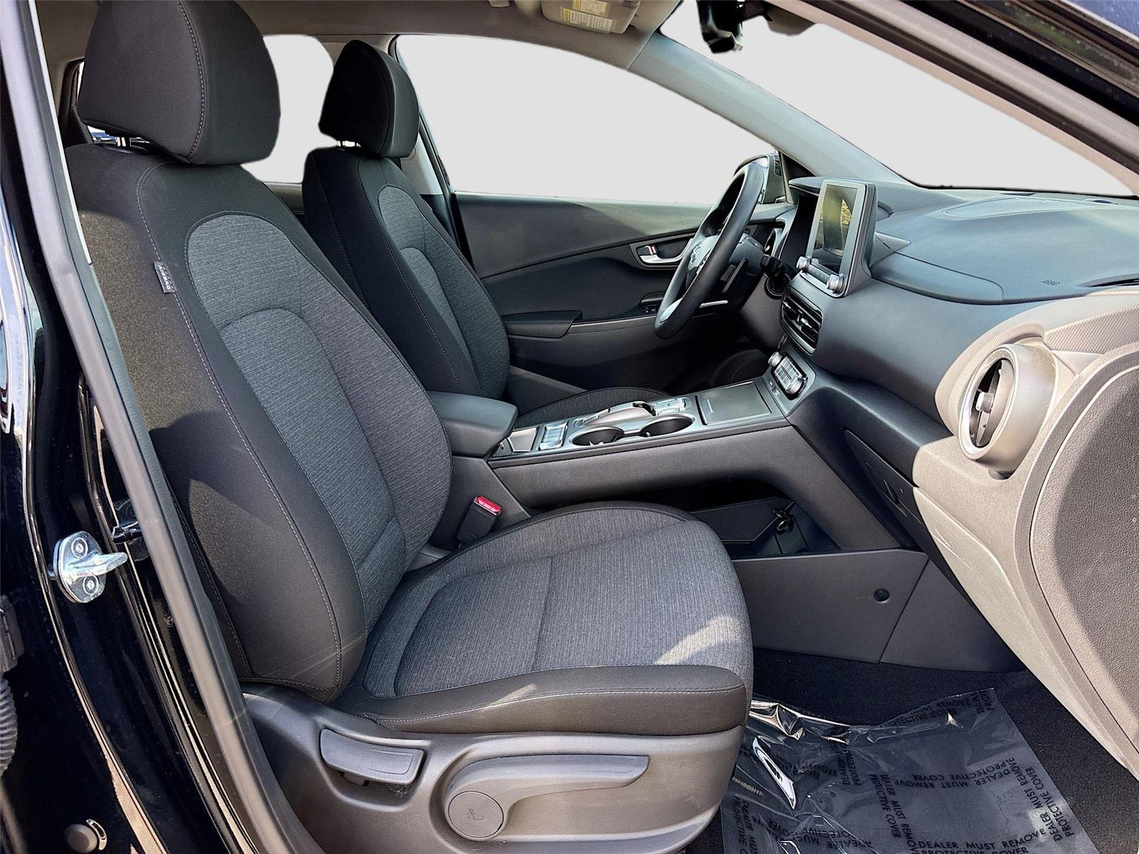 2023 Hyundai Kona Electric SE