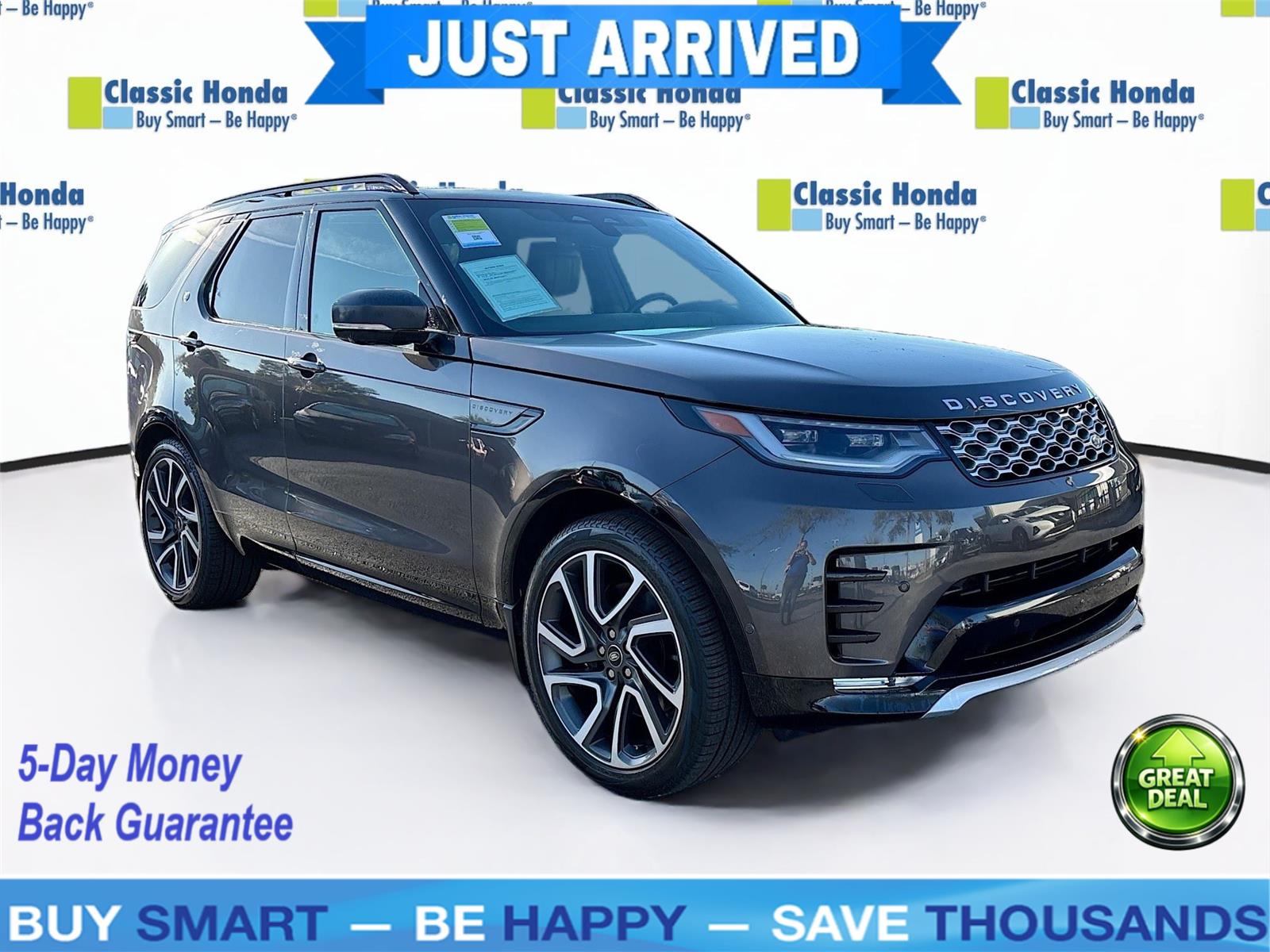 Gray (Charente Grey Premium Metallic) 2024 Land Rover Discovery P360 Metropolitan AWD SUV / Crossover All-Wheel Drive Automatic