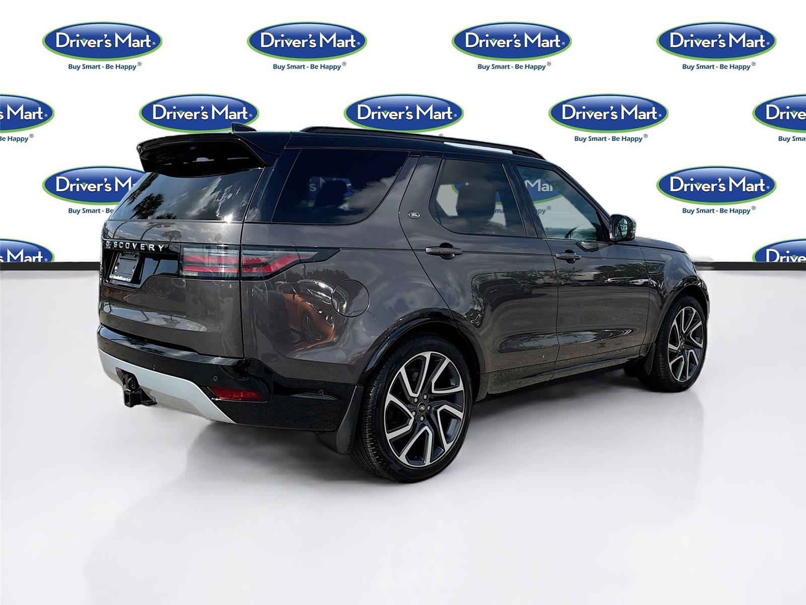 2024 Land Rover Discovery Metropolitan Edition