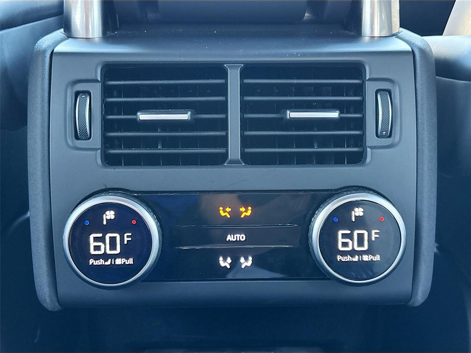 2024 Land Rover Discovery Metropolitan Edition