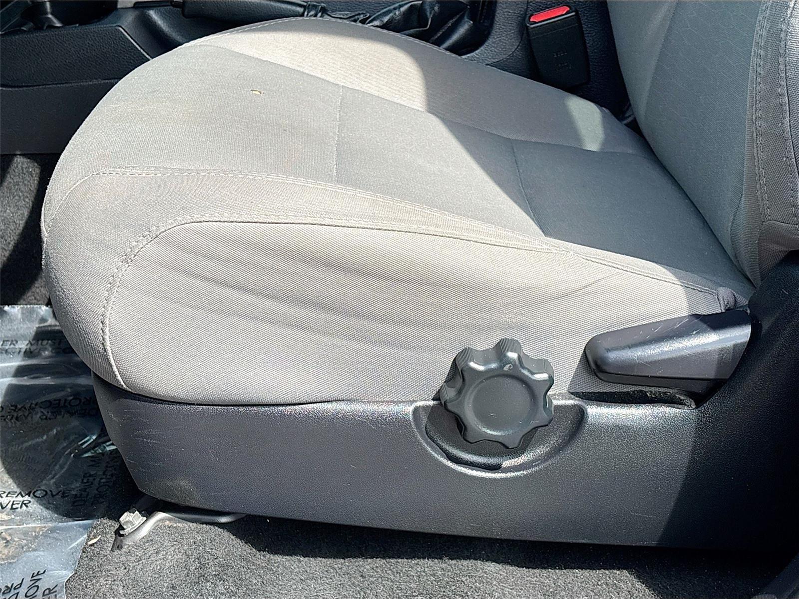 2019 TOYOTA Tacoma SR5 V6