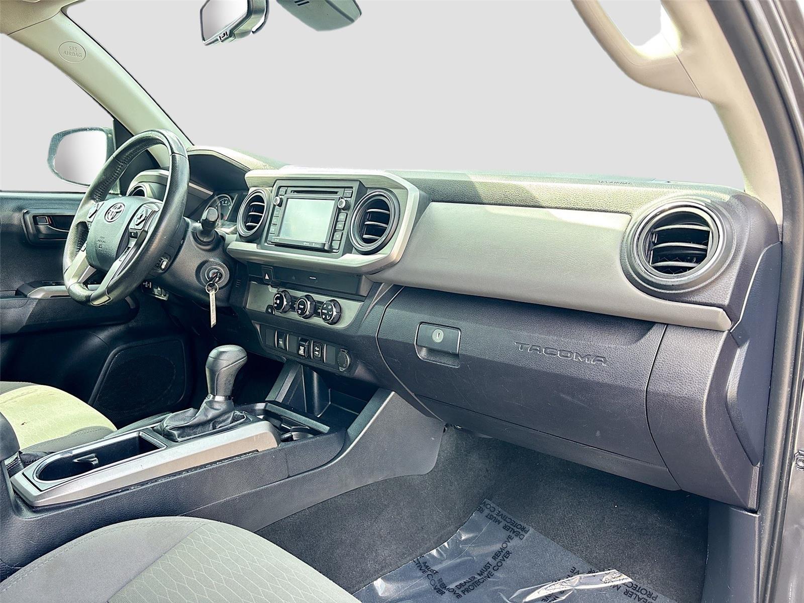 2019 TOYOTA Tacoma SR5 V6