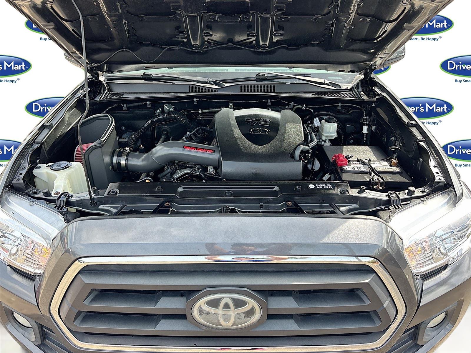 2019 TOYOTA Tacoma SR5 V6