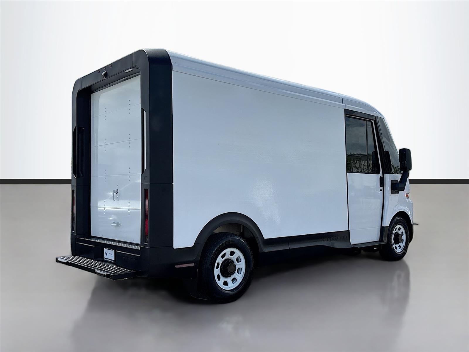 2025 Chevrolet BrightDrop 400