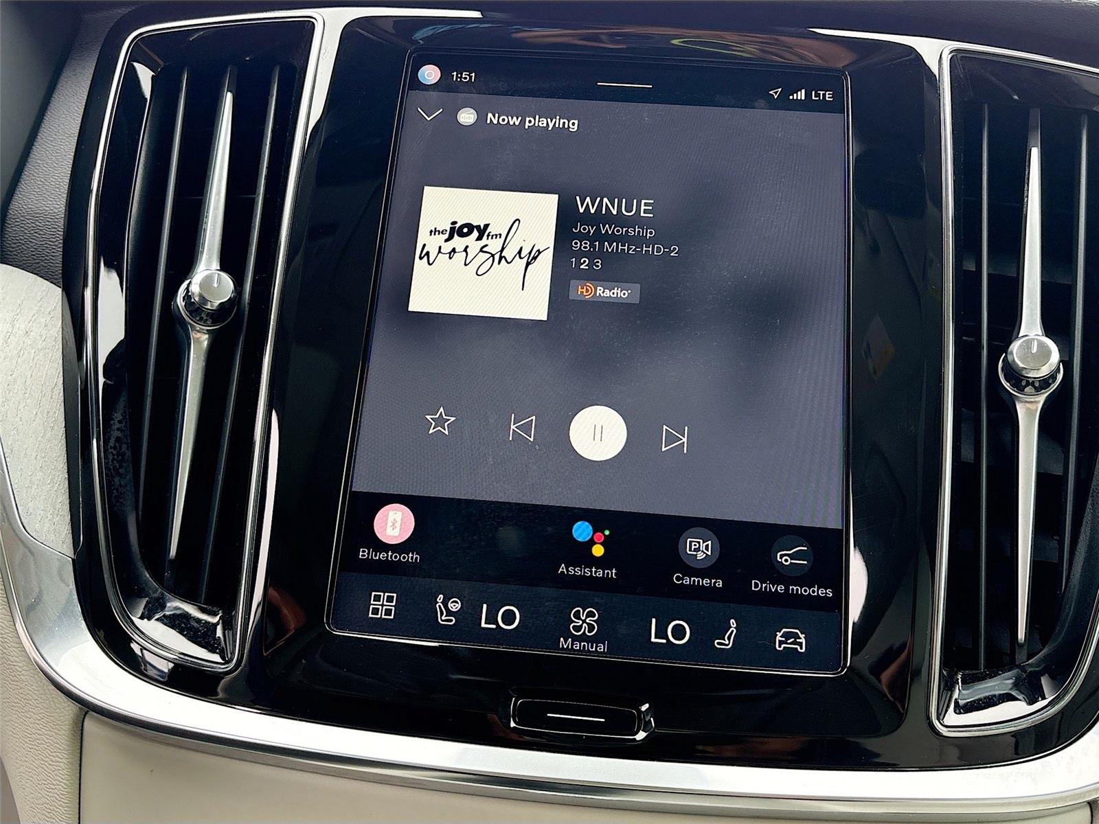 2025 Volvo V60 Cross Country Plus