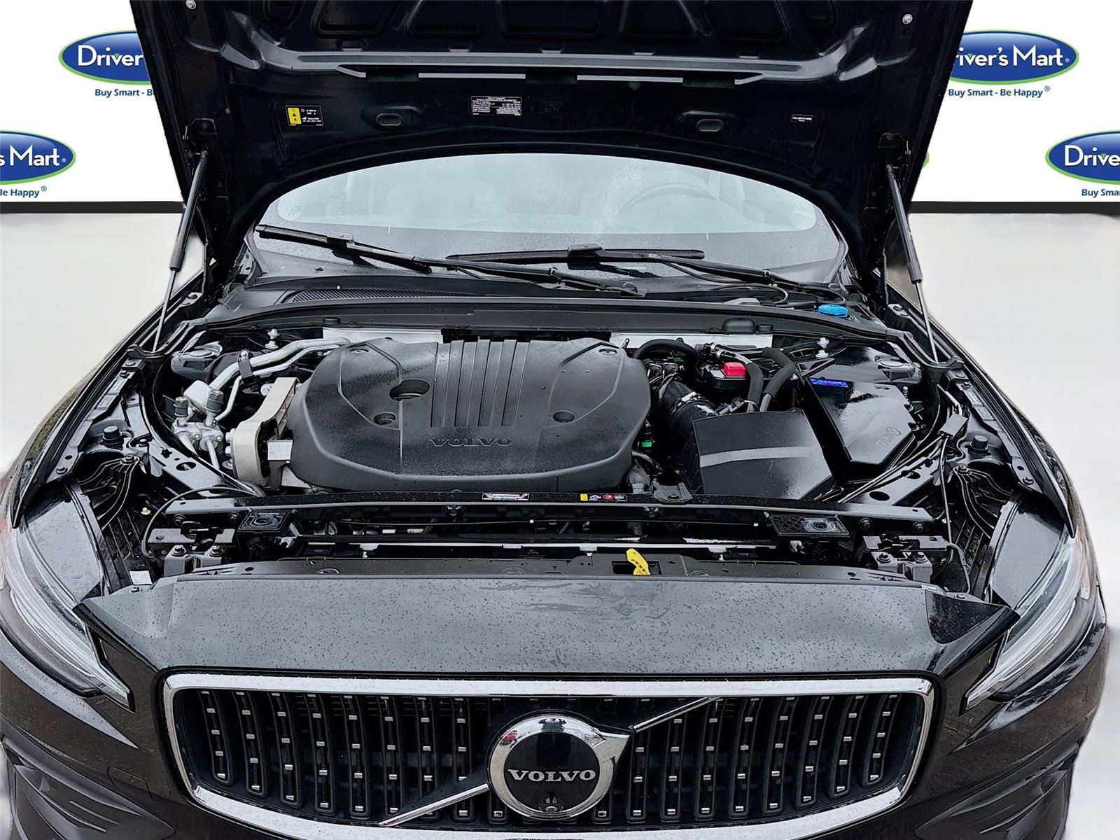 2025 Volvo V60 Cross Country Plus