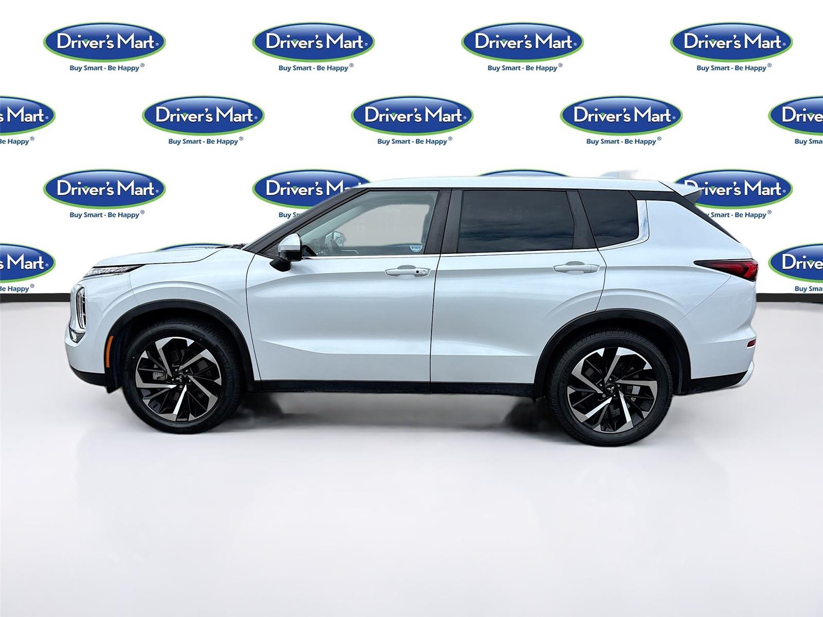 2022 Mitsubishi Outlander SE