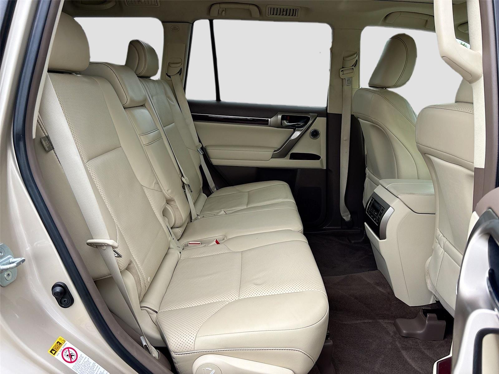 2016 Lexus GX 460 Luxury