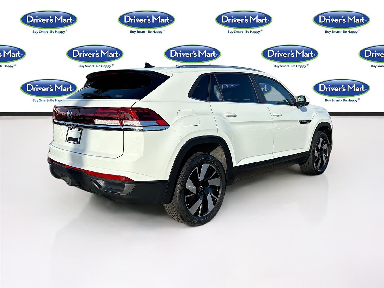 2025 Volkswagen Atlas Cross Sport 2.0T SE w/Technology