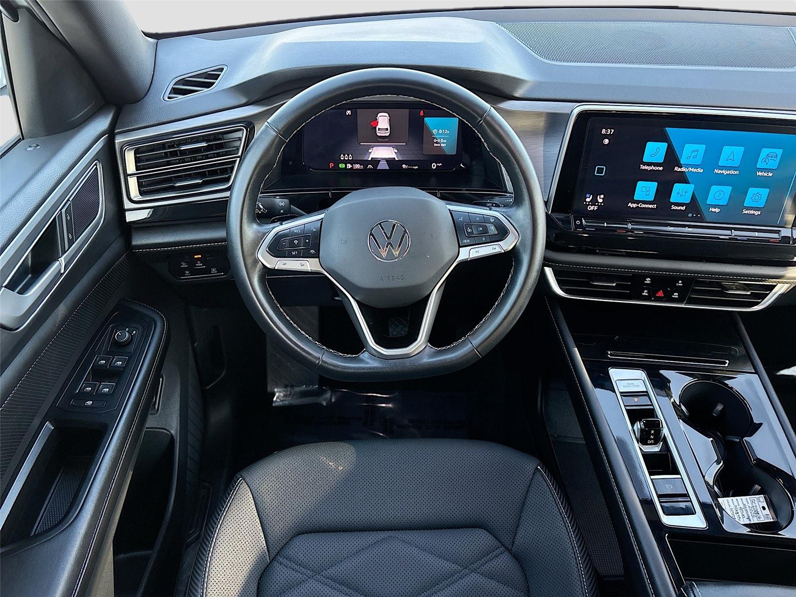 2025 Volkswagen Atlas Cross Sport 2.0T SE w/Technology