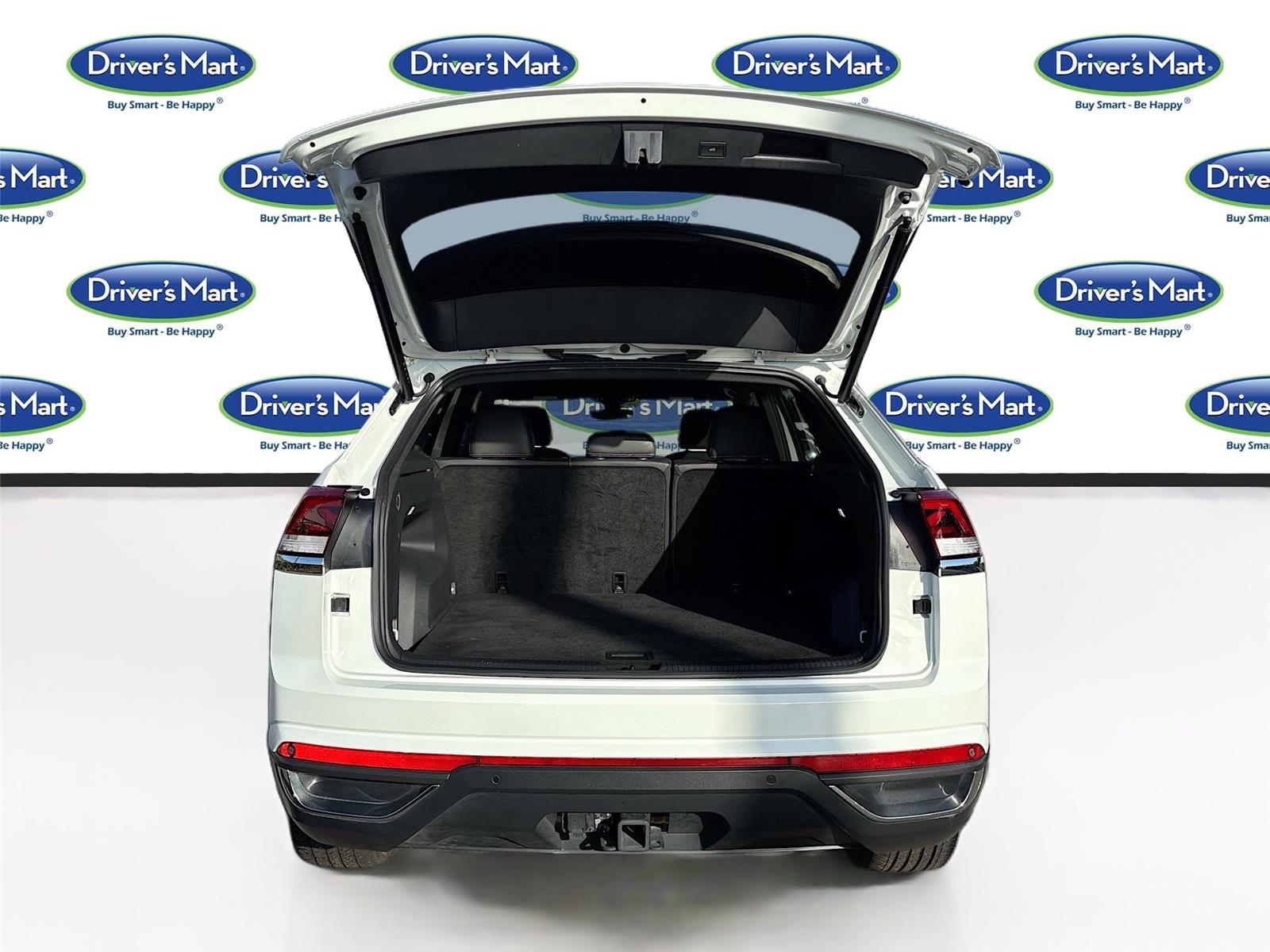 2025 Volkswagen Atlas Cross Sport 2.0T SE w/Technology