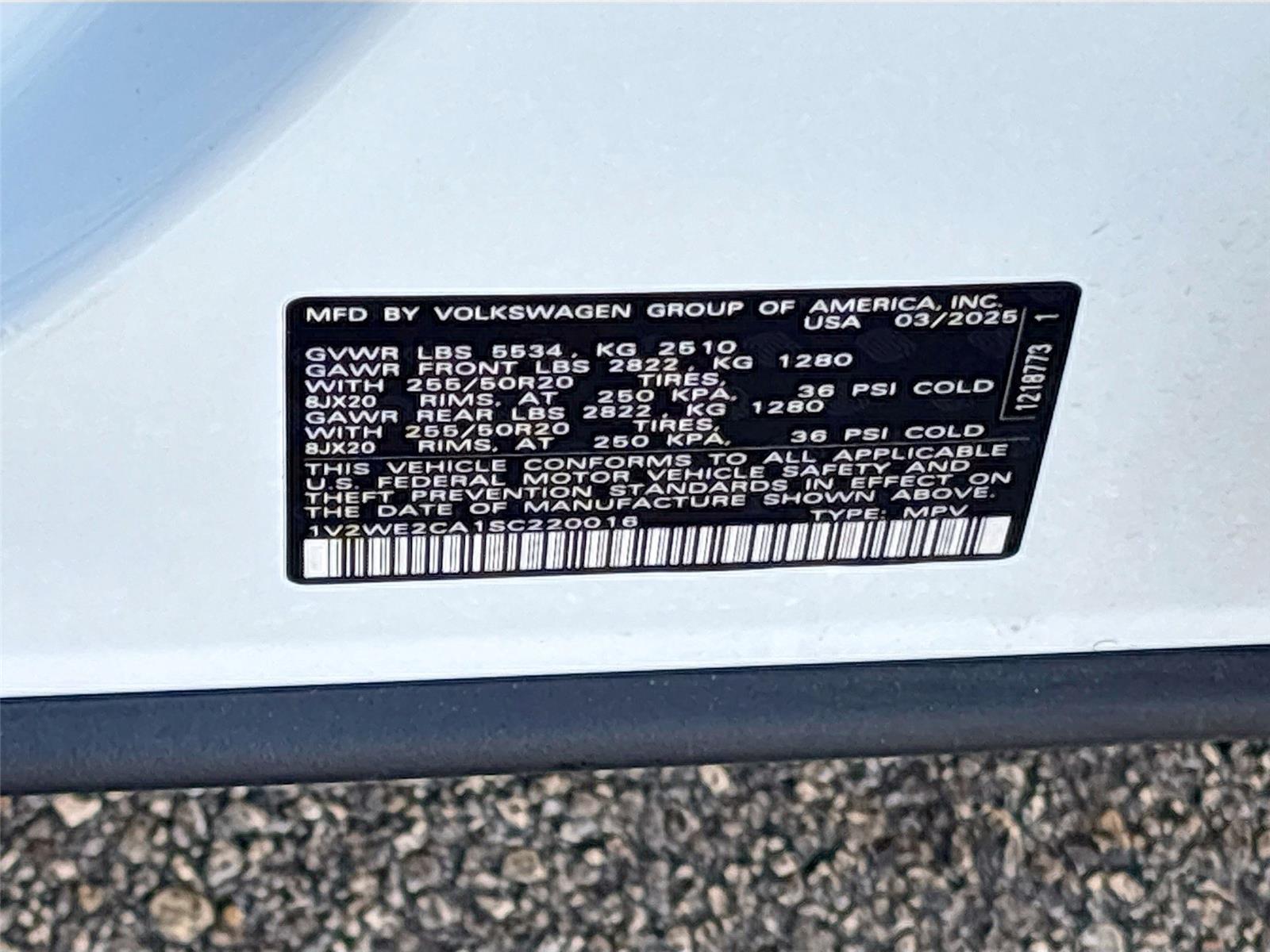 2025 Volkswagen Atlas Cross Sport 2.0T SE w/Technology