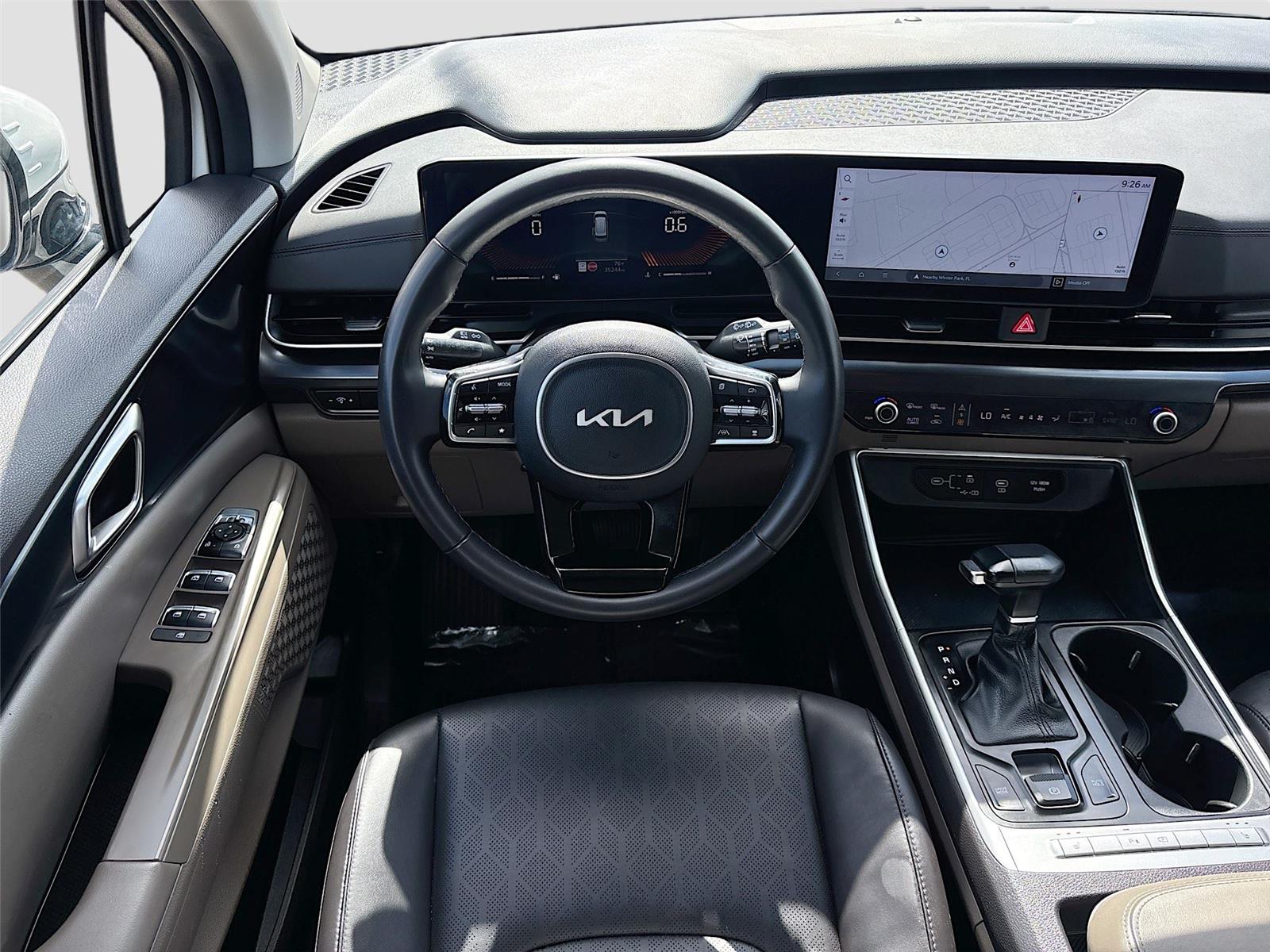 2025 Kia Carnival LXS