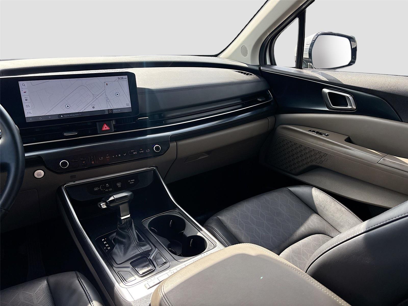 2025 Kia Carnival LXS