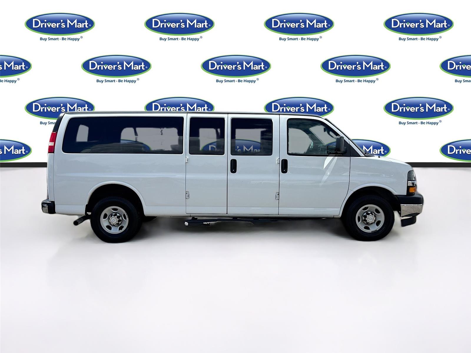 2018 Chevrolet Express Passenger LT