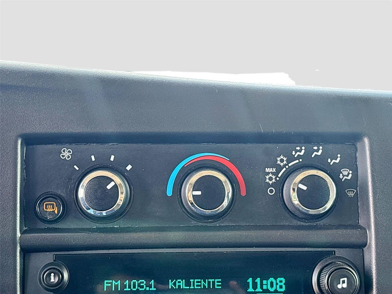 2018 Chevrolet Express Passenger LT