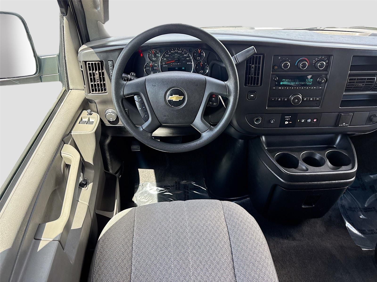 2018 Chevrolet Express Passenger LT