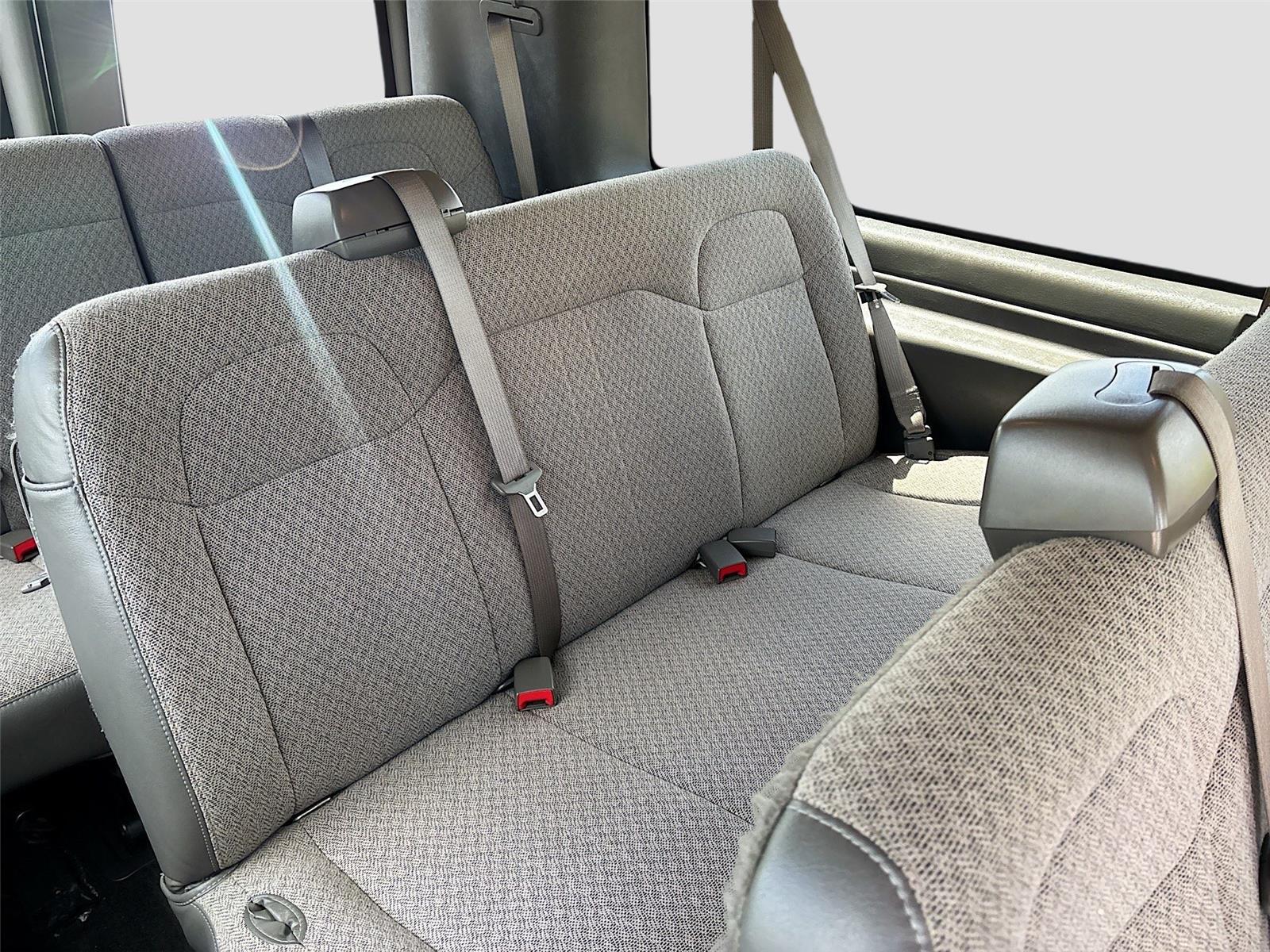 2018 Chevrolet Express Passenger LT