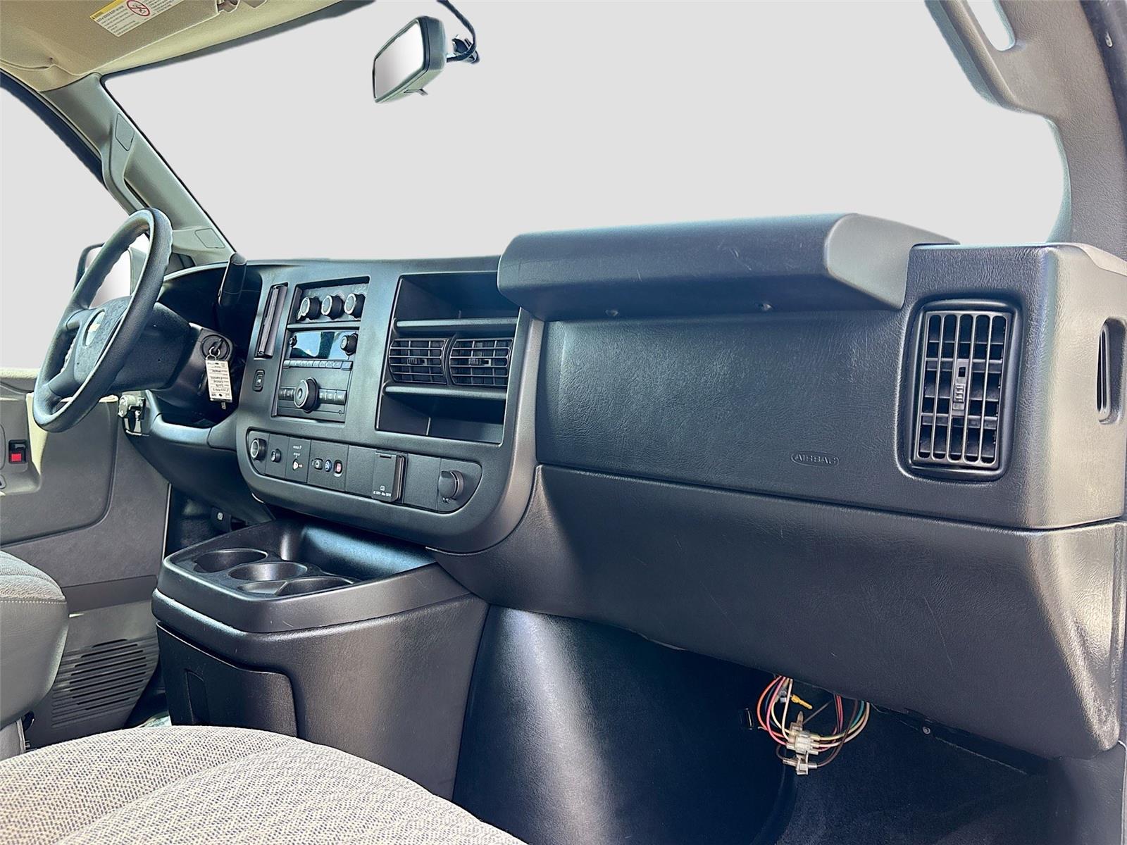 2018 Chevrolet Express Passenger LT