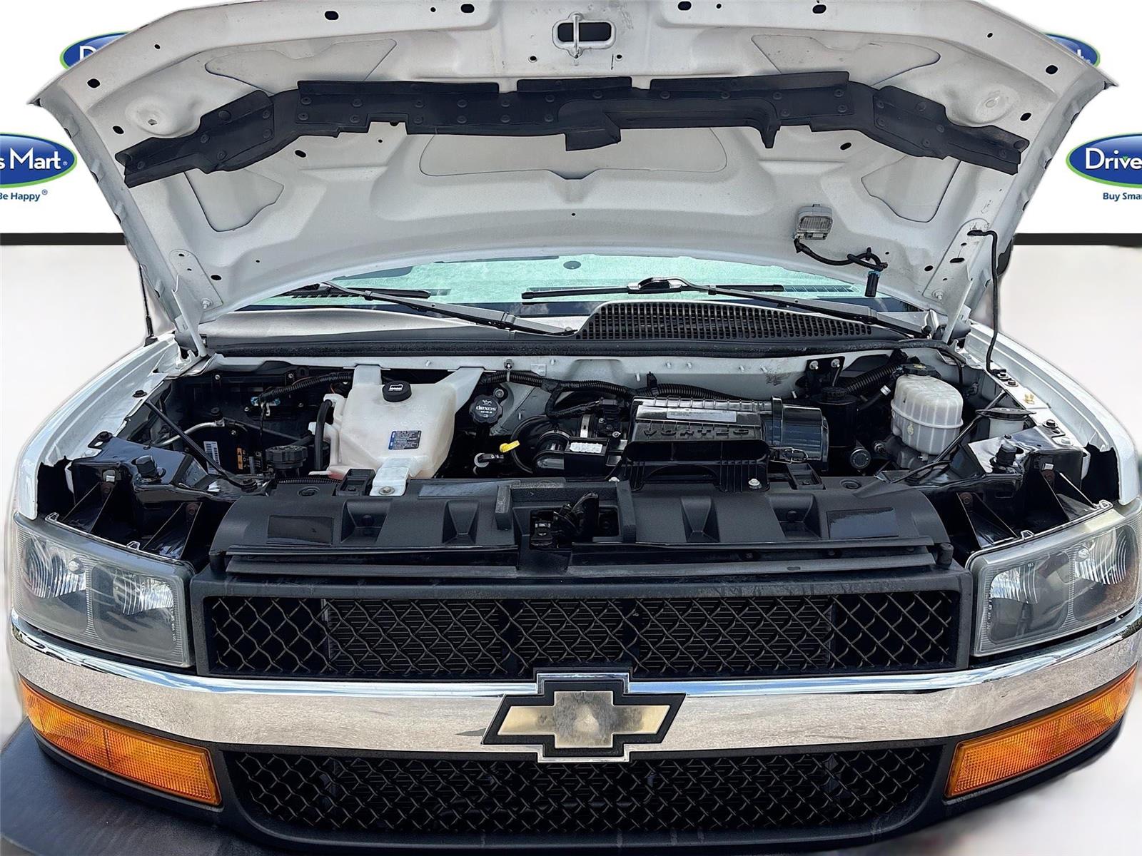 2018 Chevrolet Express Passenger LT