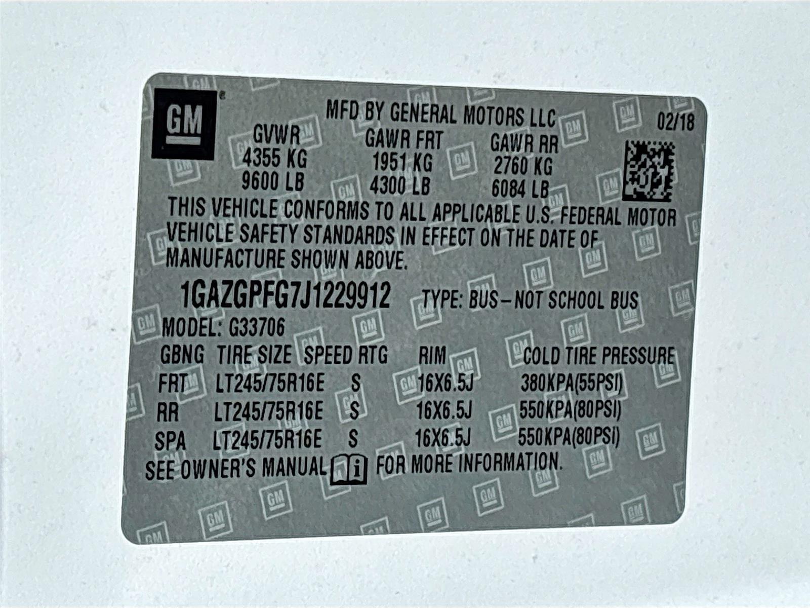 2018 Chevrolet Express Passenger LT