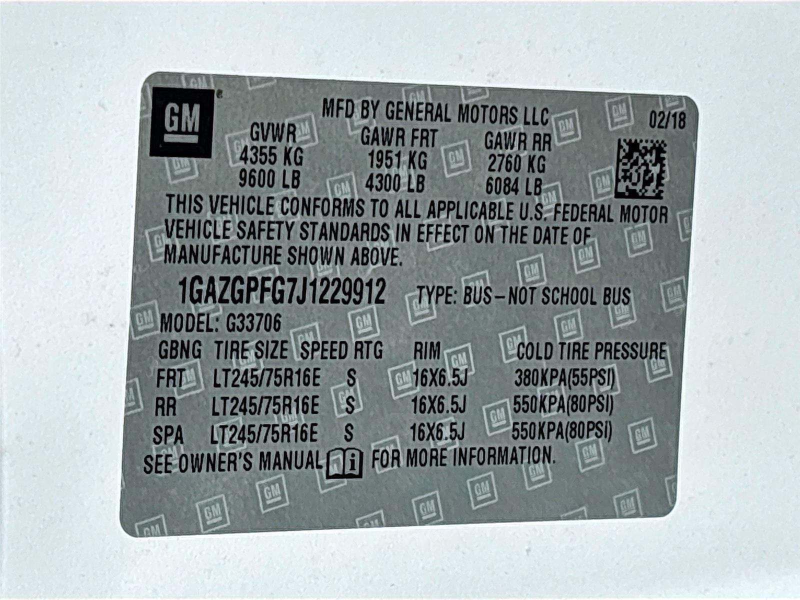 2018 Chevrolet Express Passenger LT