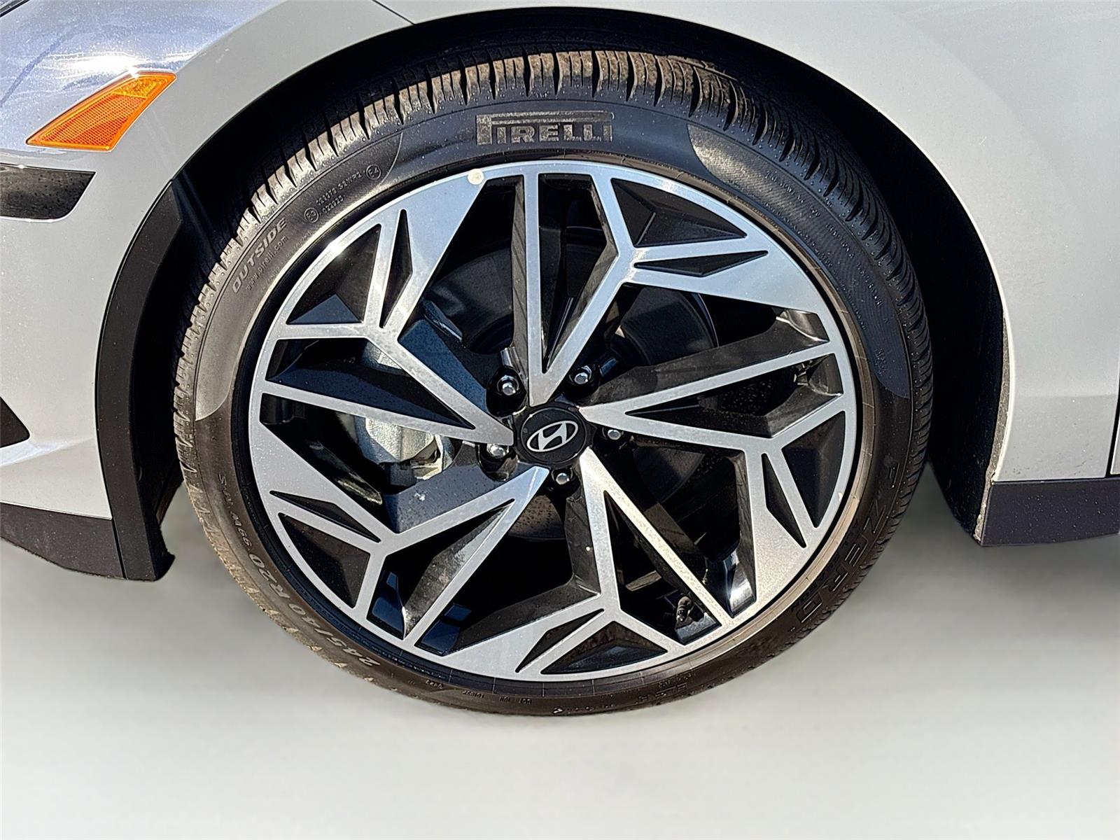 2024 Hyundai IONIQ 6 SEL