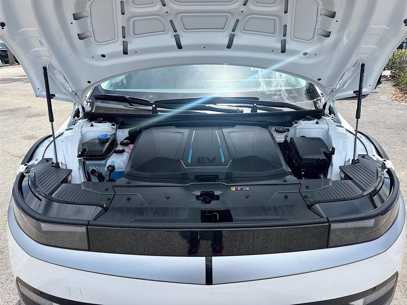 2024 Hyundai IONIQ 5 SEL