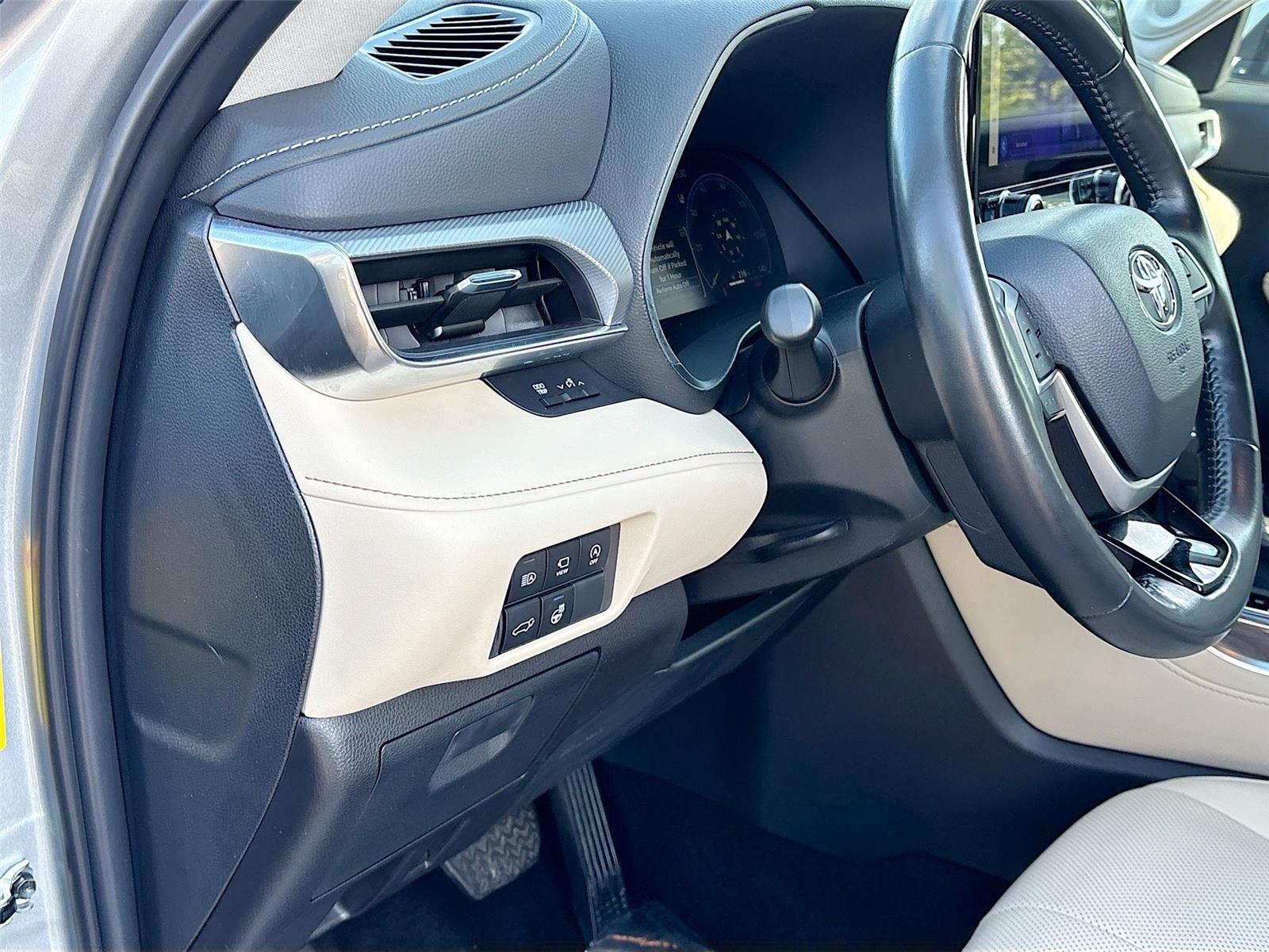 2024 Toyota Highlander Platinum