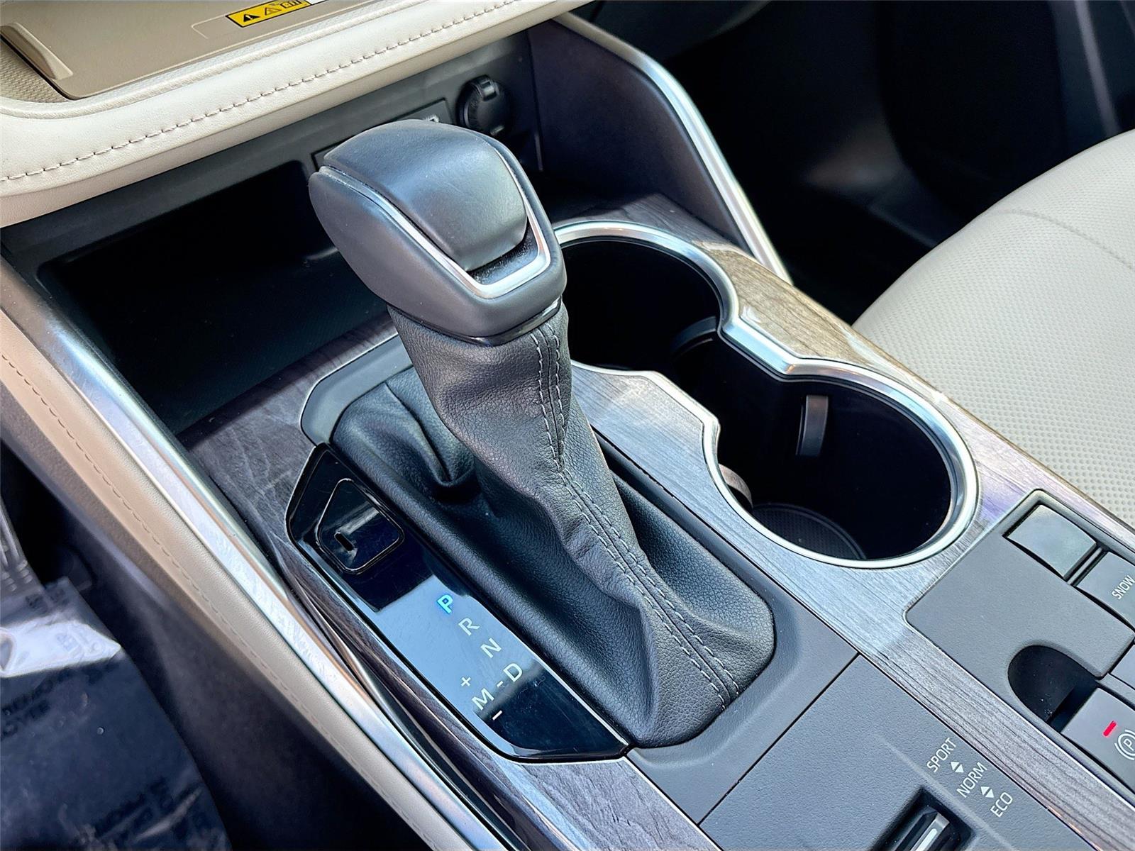 2024 Toyota Highlander Platinum