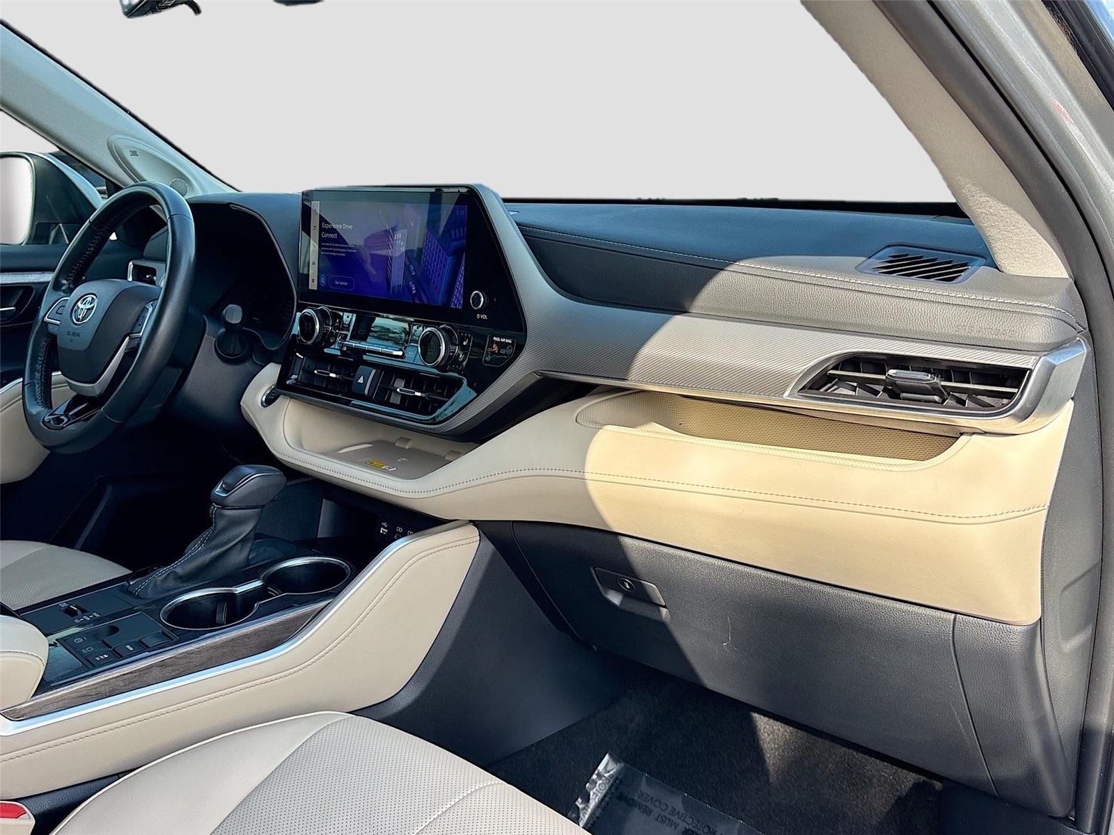 2024 Toyota Highlander Platinum