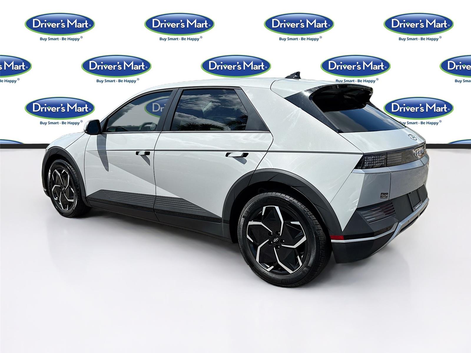 2024 Hyundai IONIQ 5 SE