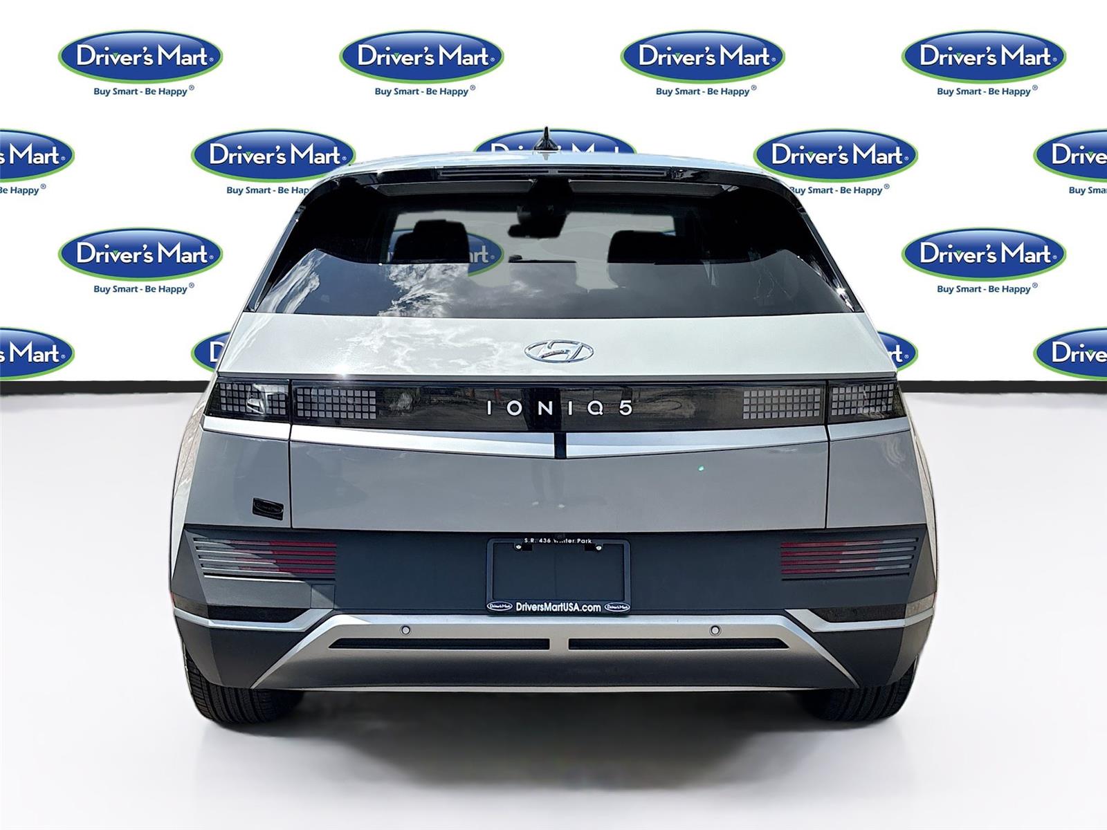 2024 Hyundai IONIQ 5 SE