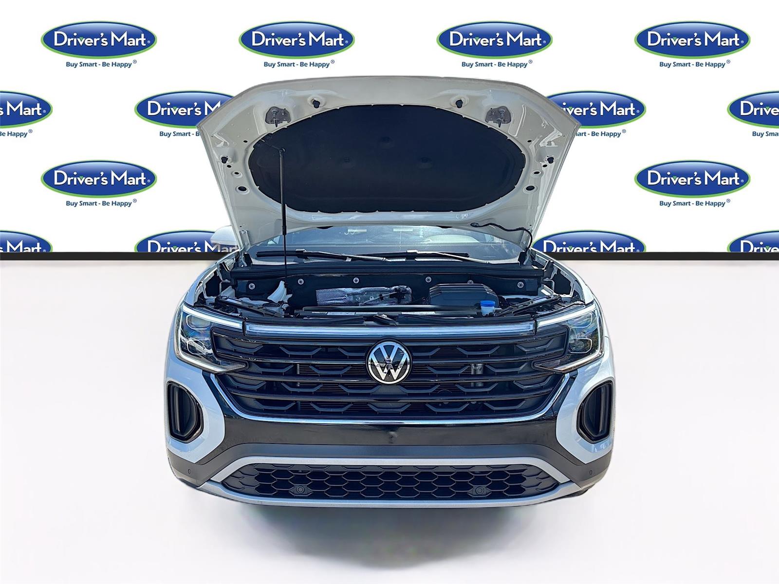 2025 Volkswagen Atlas Cross Sport 2.0T SE w/Technology