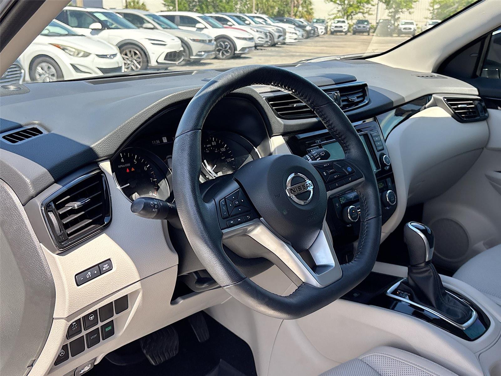 2022 Nissan Rogue Sport SL