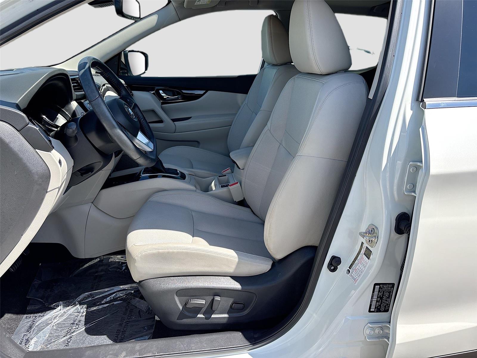 2022 Nissan Rogue Sport SL