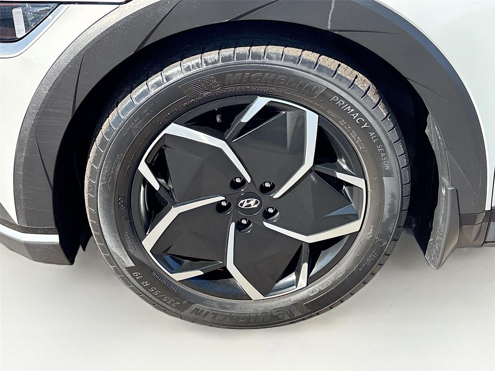 2022 Hyundai IONIQ 5 SE