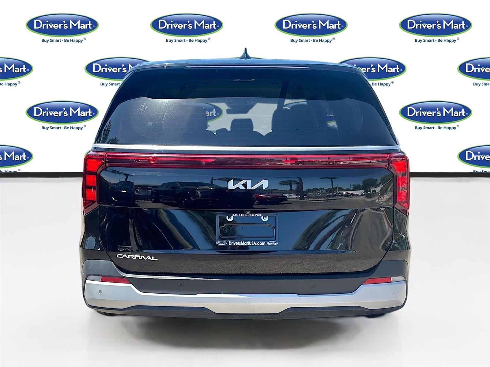 2025 Kia Carnival LXS