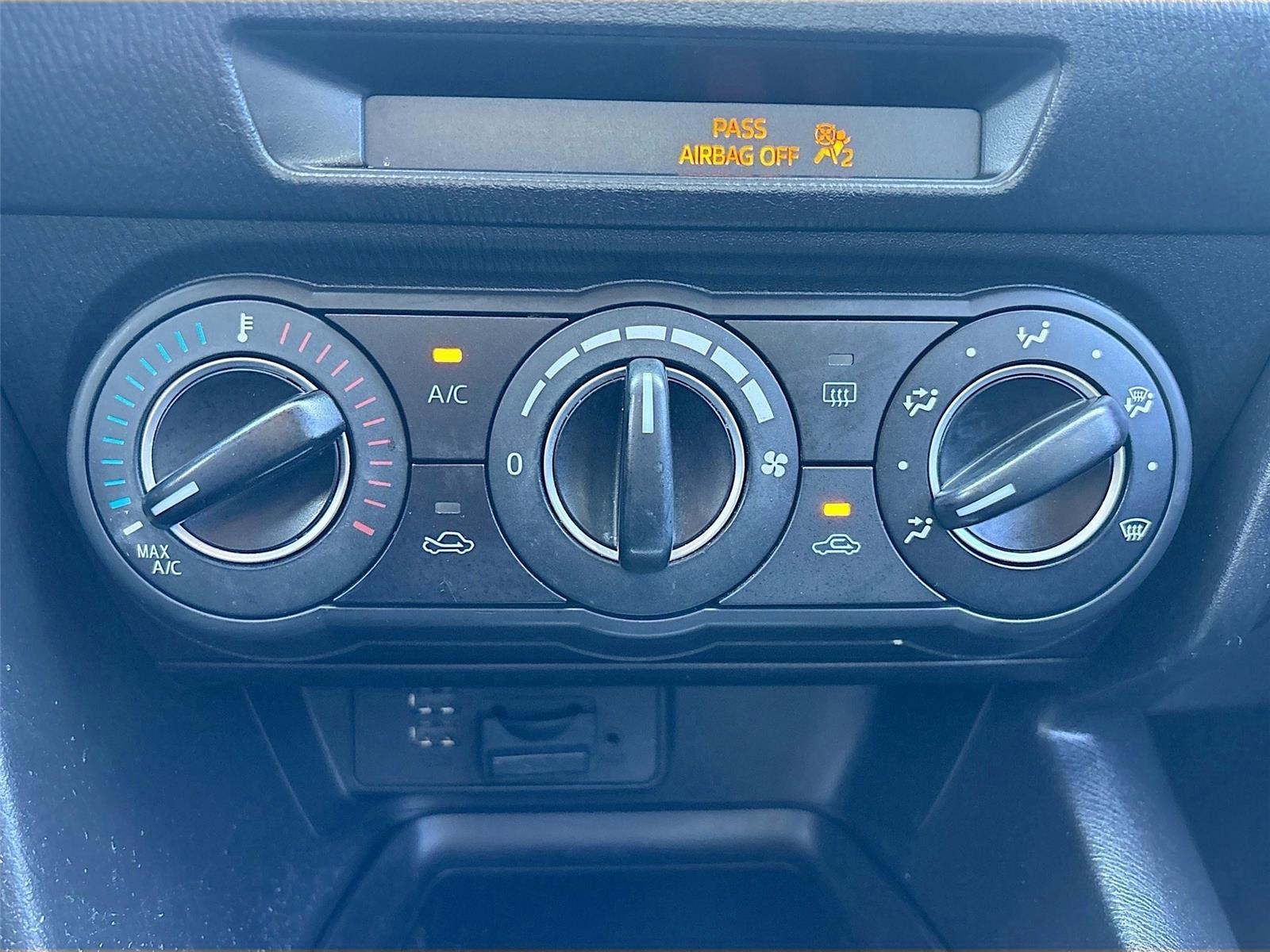 2016 Mazda Mazda3 i Sport