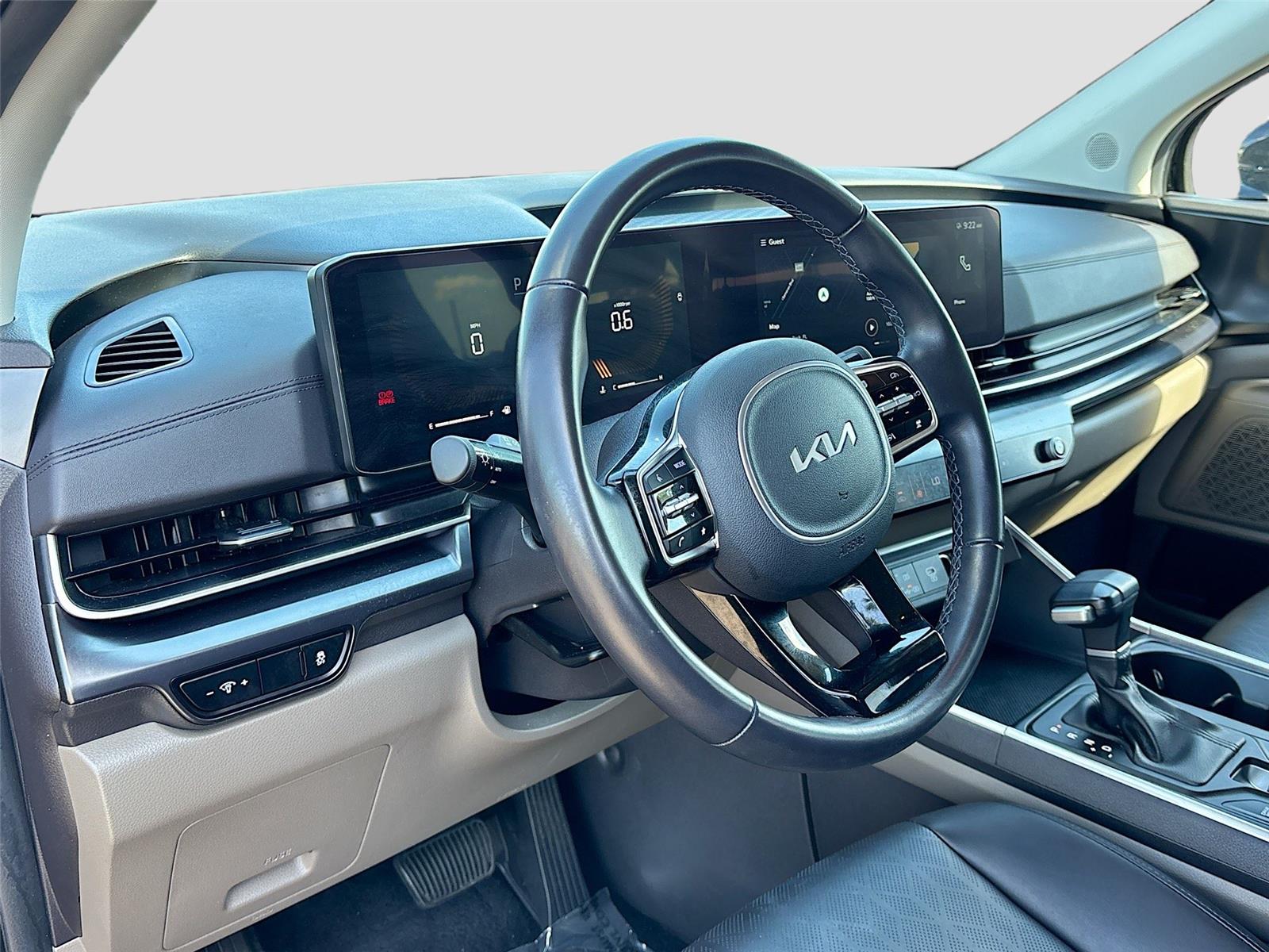 2025 Kia Carnival LXS