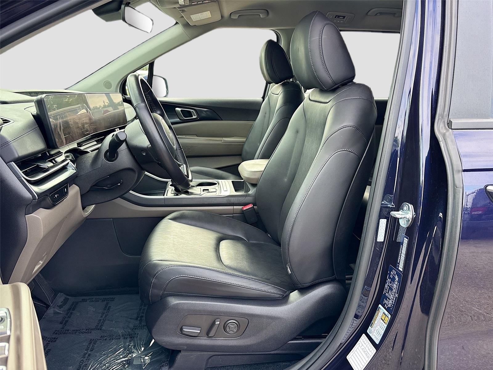 2025 Kia Carnival LXS